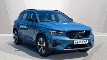 Volvo XC40 2.0 B4P Plus Dark 5dr Auto Petrol Estate